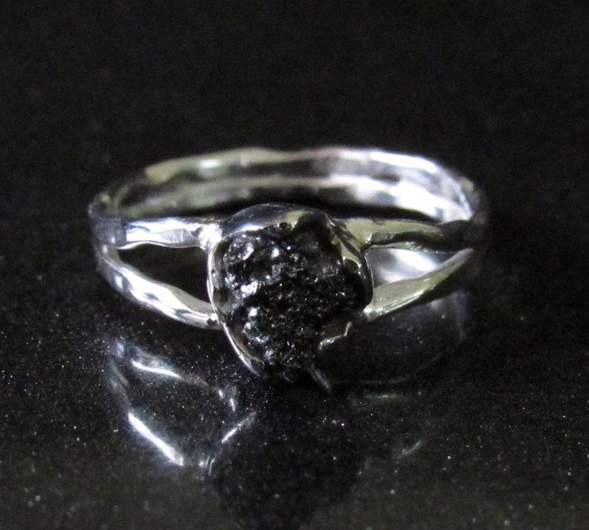 Wedding - Black Raw Diamond Engagement Ring, Solitaire Uncut Diamond Ring, Silver Wedding Band, Sterling Silver Ring