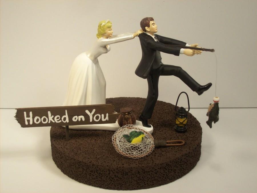 Hochzeit - Best CATCH - Hooked on You FISHING with PERSONALIZED Sign ! Funny Wedding Cake Topper Bride and Groom on 6" Base