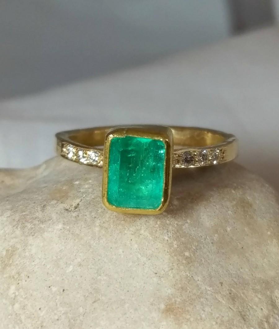 Wedding - Emerald Ring, 1.60 carat Colombian Emerald, Diamond 18 kt solid gold ring, Emerald engagement ring, Solitaire Ring
