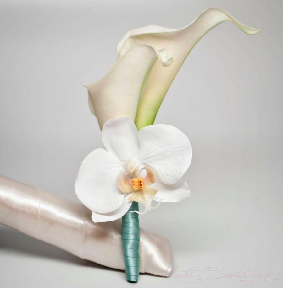 Hochzeit - Ivory Calla Lily and Orchid Boutonniere with Aqua Blue Wrap