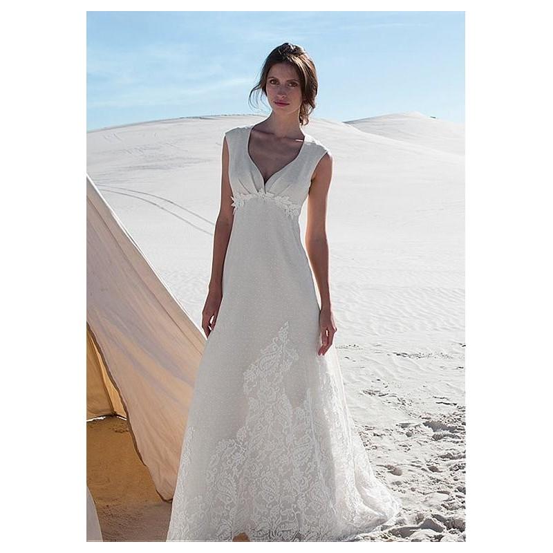 زفاف - Elegant Dot Tulle & Lace Applique Beach A-line Wedding Dress - overpinks.com