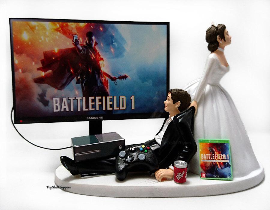 زفاف - Wedding Cake Topper  Funny BF1 Gamer Xbox One/PS4 Custom