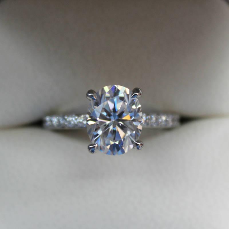 زفاف - 3.00 Carat Oval Harro Moissanite & Diamond Engagement Ring 14k Rose Gold, Harro Gem Rings, Anniversary Rings, Diamond Alternative, Custom - $2785.00 USD