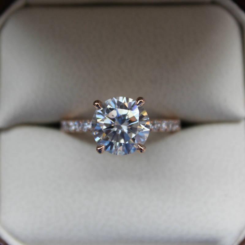Hochzeit - Raven Fine Jewelers, 3.00 Carat Round Harro Moissanite & Diamond Engagement Ring 14k Rose Gold, Harro Gem Rings, Anniversary Rings, Diamond Alternative, Custom - $2785.00 USD