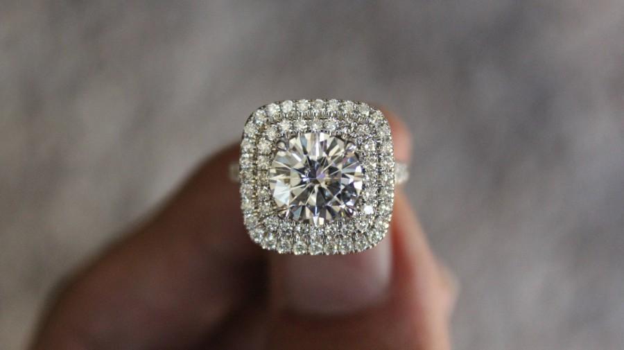 Mariage - Raven Fine Jewelers, 2.50 Carat (8.5mm) Forever ONE Moissanite Engagement Split Ring 14k White Gold Diamond Engagement Ring, Diamond Halo, Forever ONE Moissanite - $3920.00 USD
