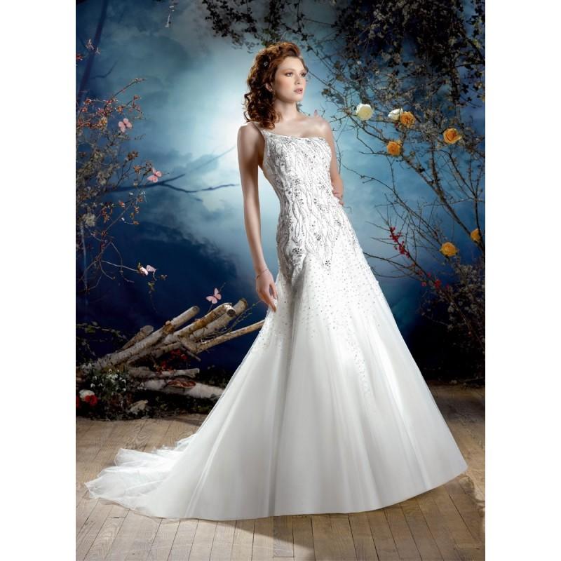 Wedding - Kelly Star, 136-01 - Superbes robes de mariée pas cher 