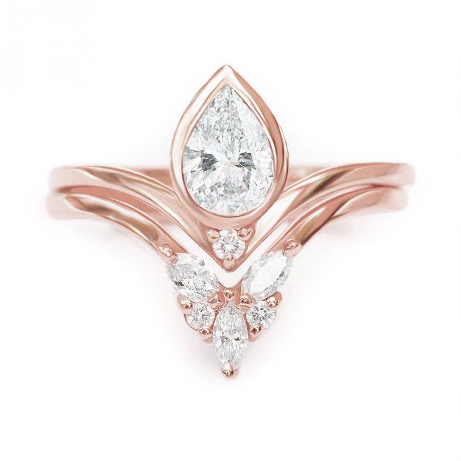 Mariage - Pear diamond Bindi engagement ring with Cupid Butterfly side ring, diamond wedding rings set, bridal set - $2570.00 USD