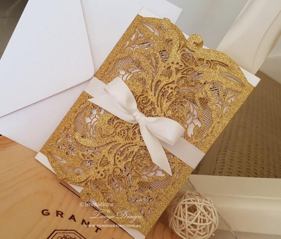 Mariage - Gold Wedding invitation. Glitter wedding invitation. Elegant wedding invitation. 50 LASERCUT invitations Gold wedding invites Disney wedding