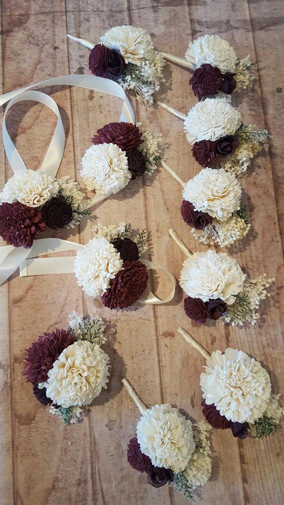 Mariage - Custom Burgundy Cabernet Blush Sola Flowers and dried Flowers Boutonniere and Corsage Keepsake wood Flowers Bouquets Marsala Wine
