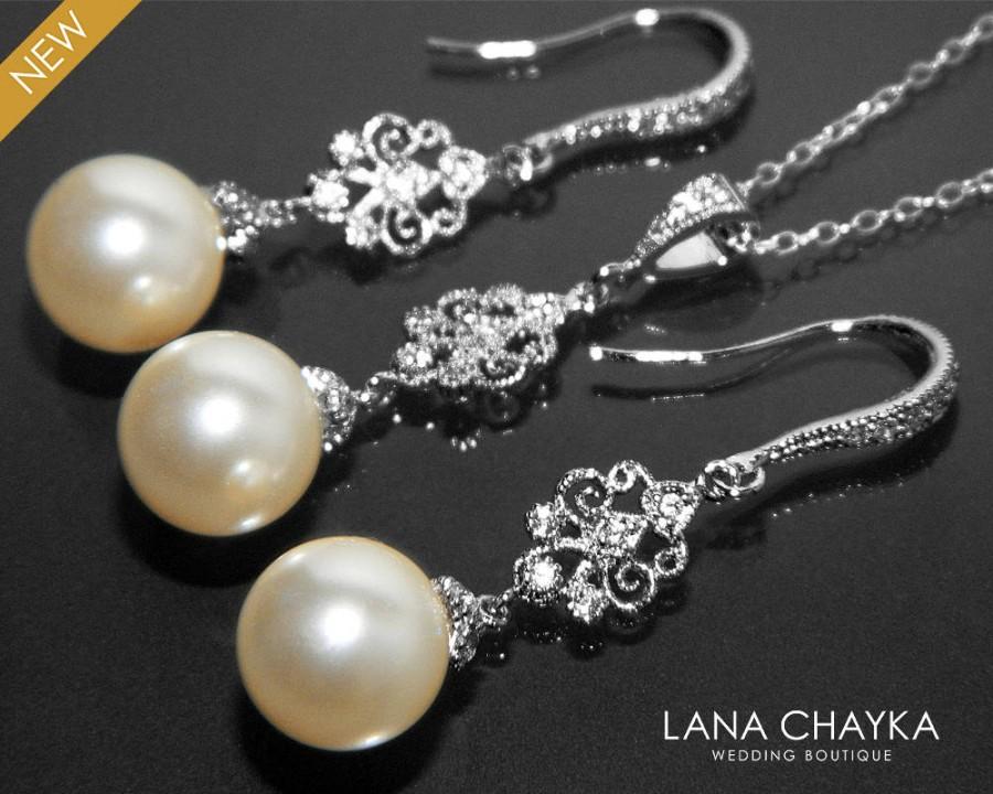 Hochzeit - Pearl Bridal Chandelier Jewelry Set 10mm Ivory Pearl Earrings&Necklace Set Swarovski Pearl Silver Set Wedding Pearl Jewelry Set Bridesmaids - $58.90 USD