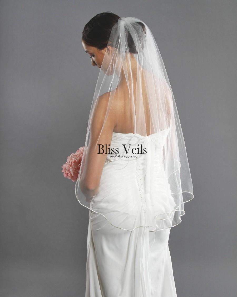 Wedding - Soft Wedding Veil - Fingertip Length Veil - Simple Bridal Veil - Available in 10 Sizes & 11 Colors ! Fast Shipping!