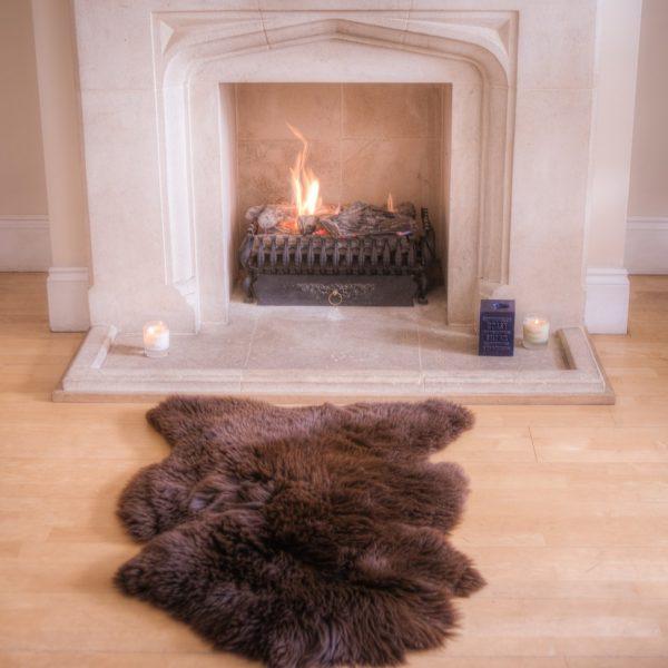 Mariage - brown sheepskin rug 