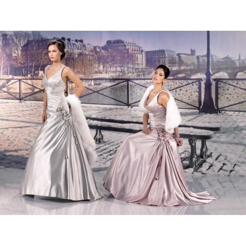 Mariage - Miss Paris, 133-12 rouge brick et gris - Superbes robes de mariée pas cher 