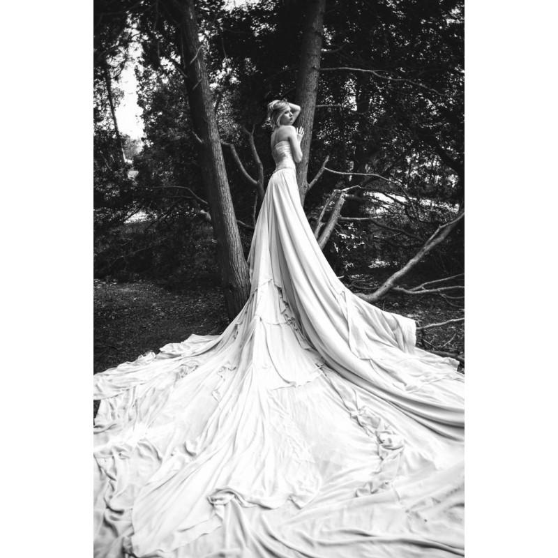 Свадьба - Long Wedding Dress with Very Long  Puddle Train, Romantic wedding gown, Classic bridal dress, Custom dress, Rustic gown - Hand-made Beautiful Dresses