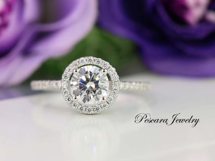 Свадьба - Round Halo Engagement Ring - Halo Ring - Round Cut Ring - Promise Ring - Cubic Zirconia Ring - Sterling Silver - 1 Carat