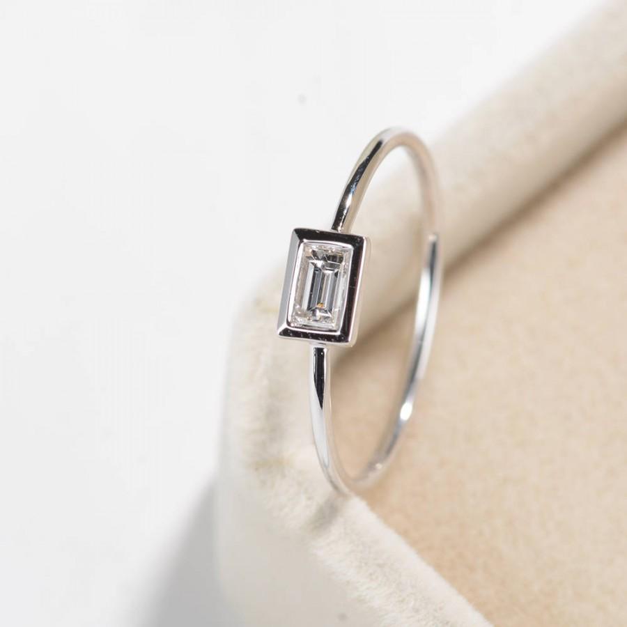 زفاف - Minimalist Engagement Ring Bezel Set Baguette Diamond Ring Dainty Wedding Ring Unique White Gold Promise Stackable Simple Anniversary ring