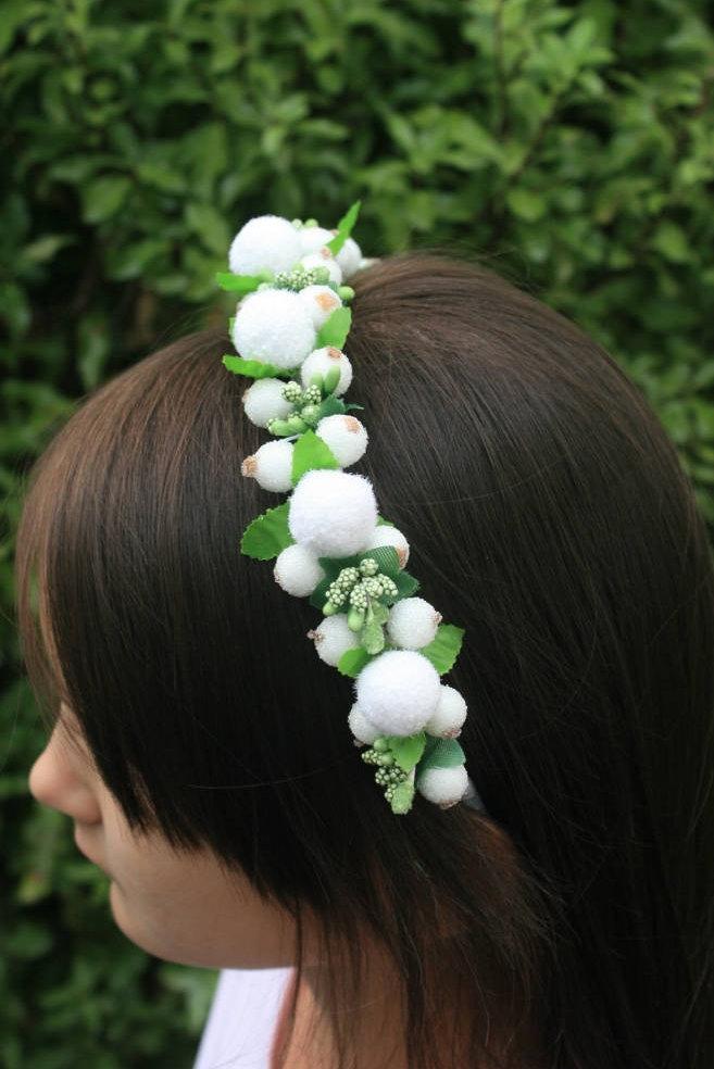 Свадьба - Bridal flower hair crown Floral Headband Wedding headband Decorative headband Bridal hair piece Winter wedding Halo crown Girls hair crown - $19.95 USD