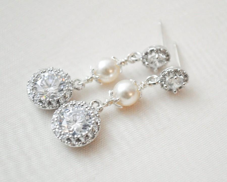 Mariage - Crystal Bridal Earrings, Pearl and Crystal Wedding Earrings, Bridal Jewelry, Wedding Jewelry Earrings