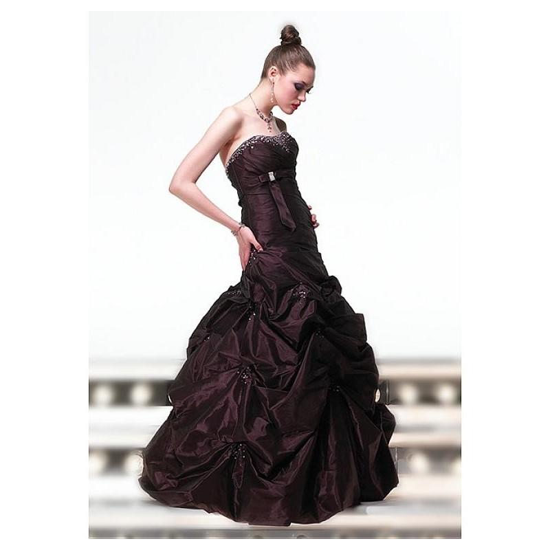 Hochzeit - Fabulous stunning Taffeta Ball Gown Prom Dress With Exquisite Handwork - overpinks.com