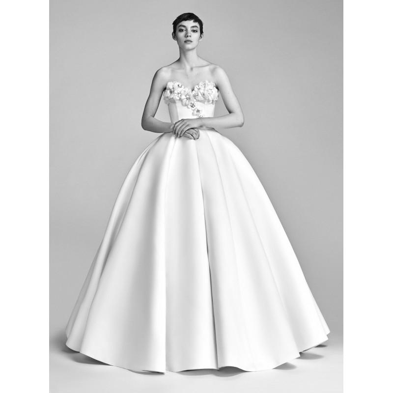 Mariage - Viktor&Rolf Spring/Summer 2018 Bloom Bustier Gown Ivory Sweet Satin Chapel Train Sleeveless Sweetheart Ball Gown Wedding Gown - Fantastic Wedding Dresses