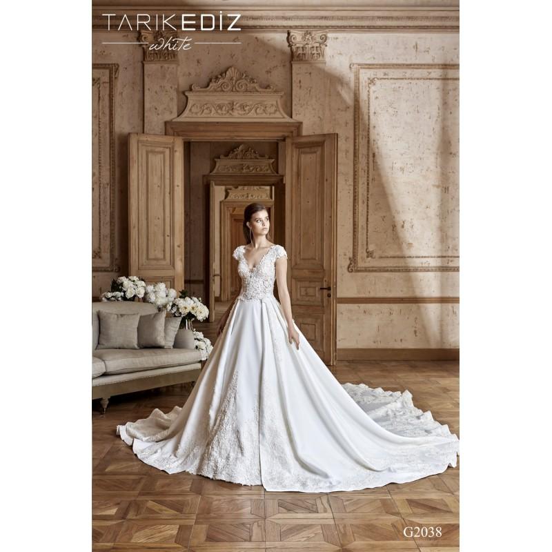 زفاف - Tarik Ediz 2017 G2038 Appliques Ivory Elegant Royal Train V-Neck Ball Gown Cap Sleeves Satin Wedding Gown - Crazy Sale Bridal Dresses