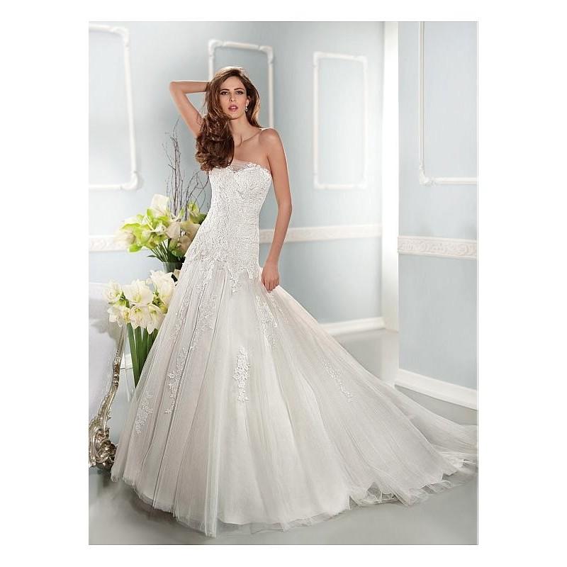 Mariage - Fabulous Tulle Strapless Neckline Dropped Waistline A-line Wedding Dress - overpinks.com