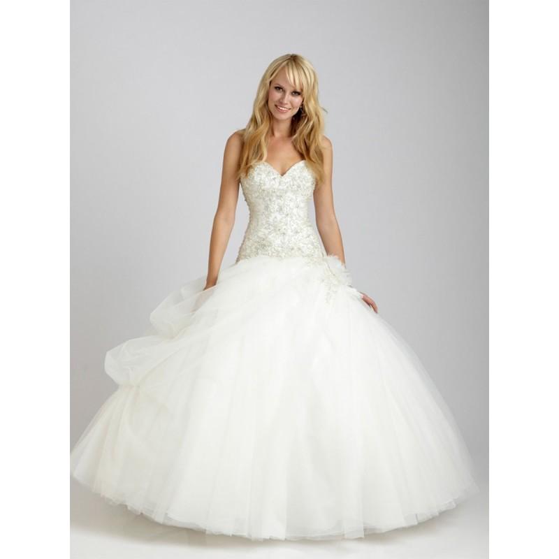 Свадьба - Allure Quineanera Q330 - Fantastic Bridesmaid Dresses