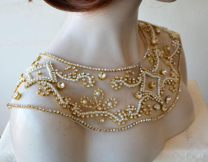 Свадьба - Gold Shoulder Necklace, Bridal Shoulder Necklace, Wedding Shoulder Jewelry, Shoulder Necklace, Shoulder Jewelry, Wedding Dress Shoulder - $197.00 USD