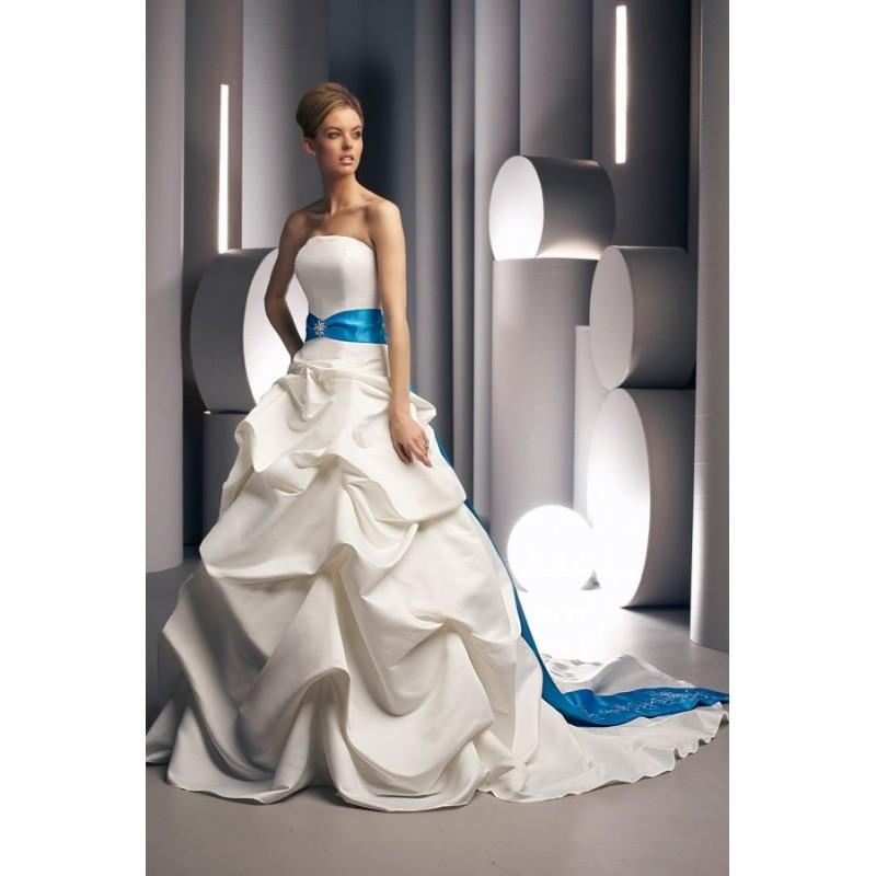زفاف - Style 8228 by DaVinci Bridal - Floor length Semi-Cathedral Strapless Sleeveless A-line Dress - 2018 Unique Wedding Shop