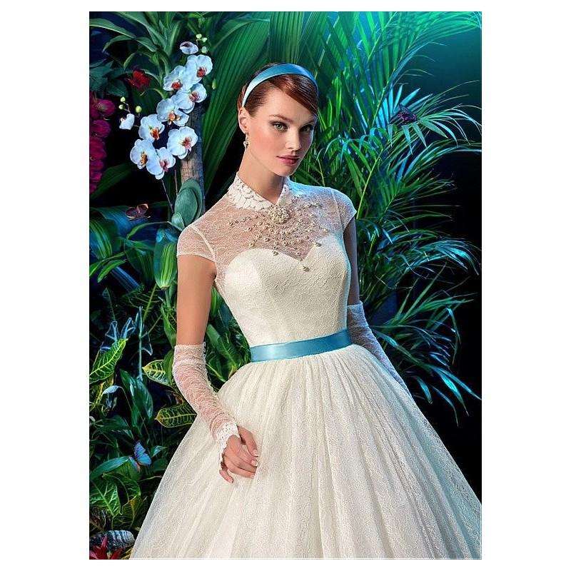 زفاف - Elegant Lace & Satin High Collar Neckline Natural Waistline Ball Gown Wedding Dress - overpinks.com