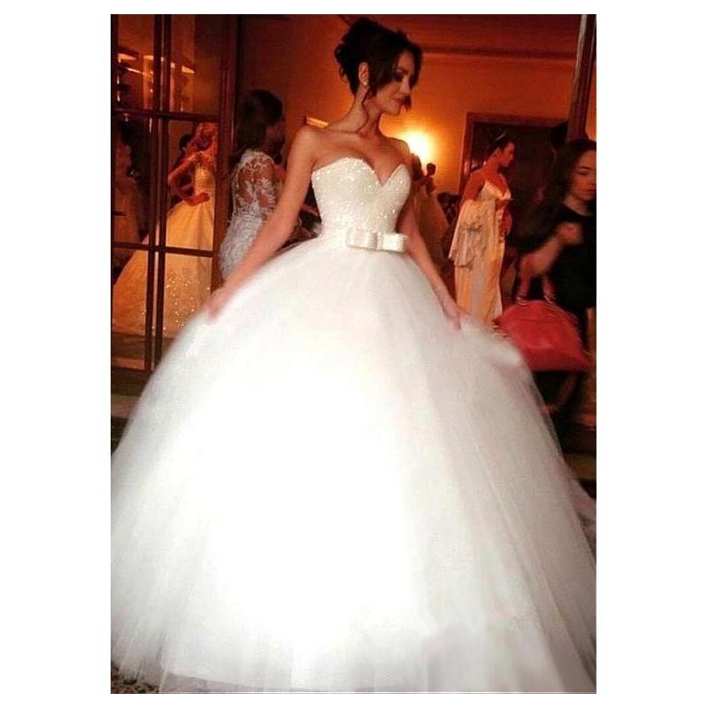 Mariage - Junoesque Tulle Sweetheart Neckline Ball Gown Wedding Dresses With Beadings - overpinks.com