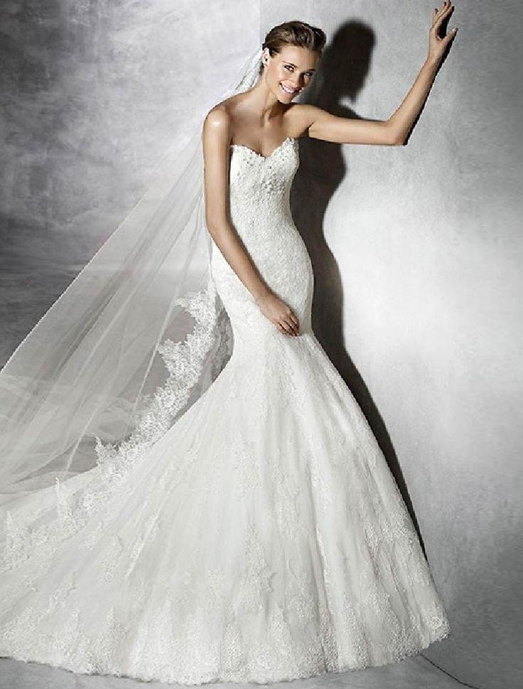 Mariage - Pronovias Prune Wedding Dress