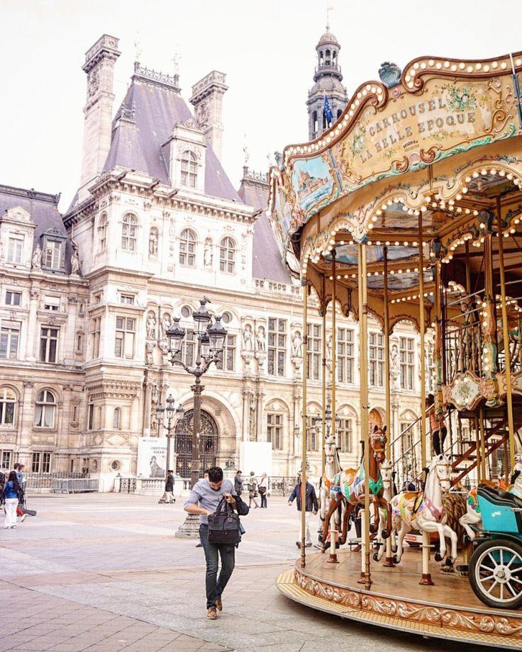 Hochzeit - Carousels In Paris: A Complete Guide To Finding Merry Go Rounds In France