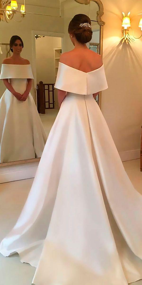 Hochzeit - 30 Simple Wedding Dresses For Elegant Brides