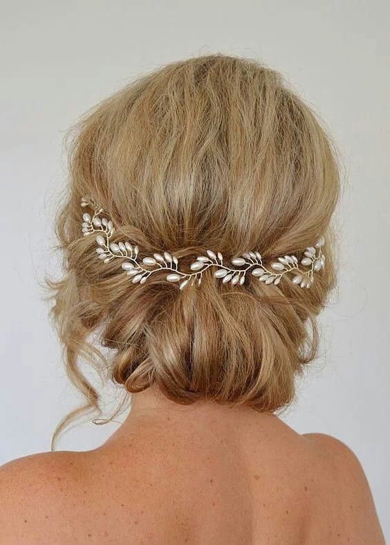 Hochzeit - Bridesmaid Hairstyles