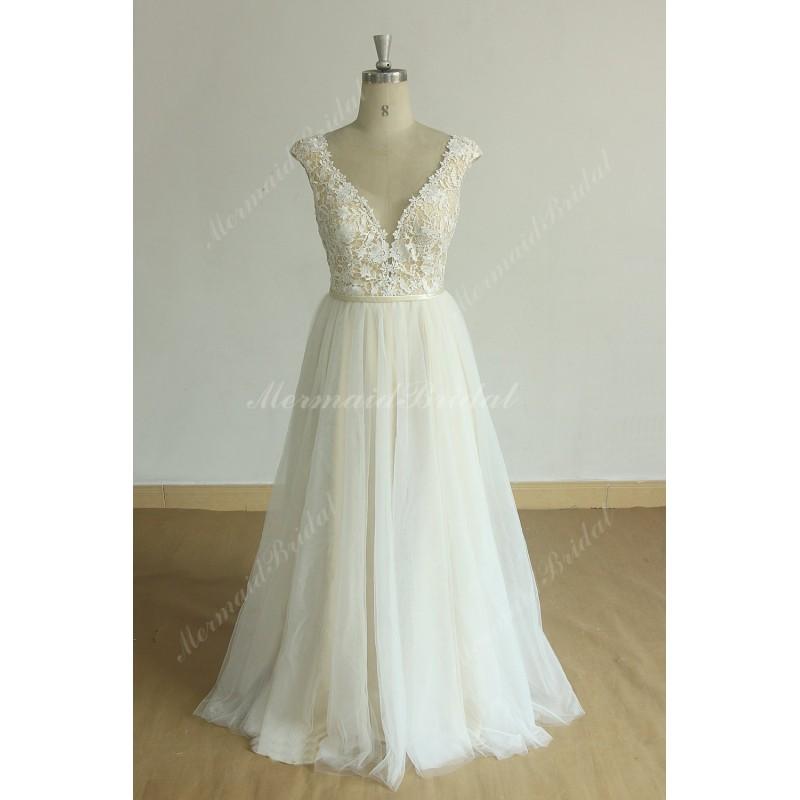 زفاف - Open Back Tulle Lace Wedding Dress with Champagne Lining and Champagne Deep V  Sheer Mesh Neckline - Hand-made Beautiful Dresses