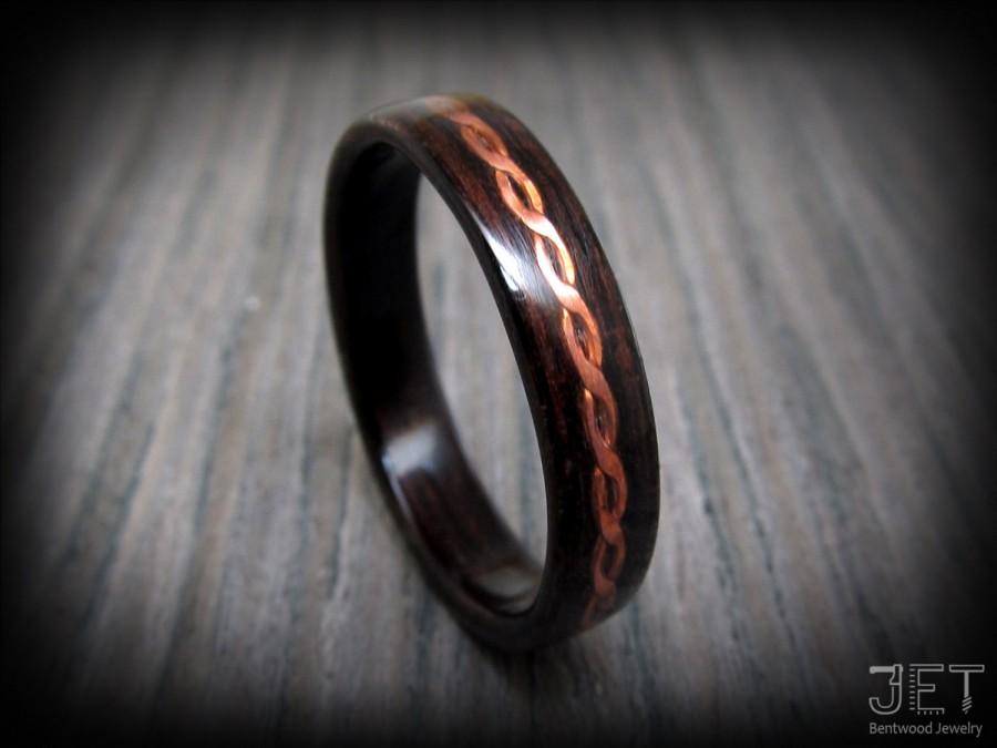 زفاف - Steam Bent-Wood Ring, Macassar Ebony with Twisted and Hammered Copper Wire Inlay. Captivating and extremely durable ring for everyday wear