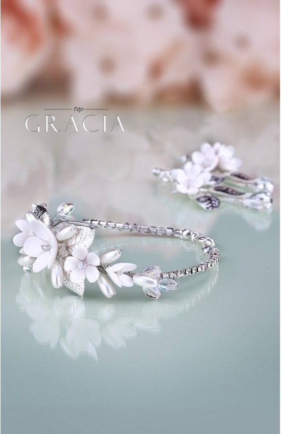Свадьба - BIA Flower Silver Crystal Bridal Jewelery Set Bracelet And Earrings