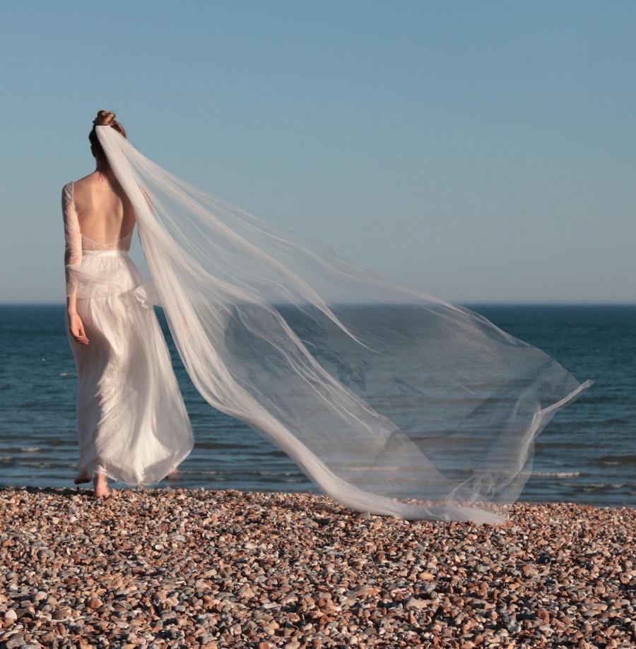 Hochzeit - Wedding Veil, Soft Tulle, Single Tier Veil, Draping Veil, Bridal Veil, Soft Veil, Bohemian Wedding, Simple Veil - Cassia Veil