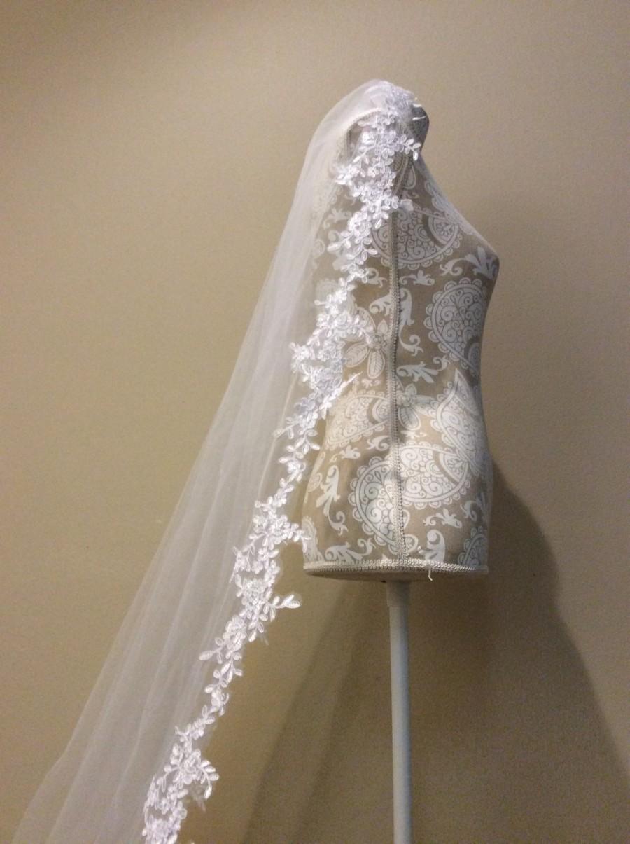 Mariage - High quality beautiful long veil with lace at the edge cathedral lenght