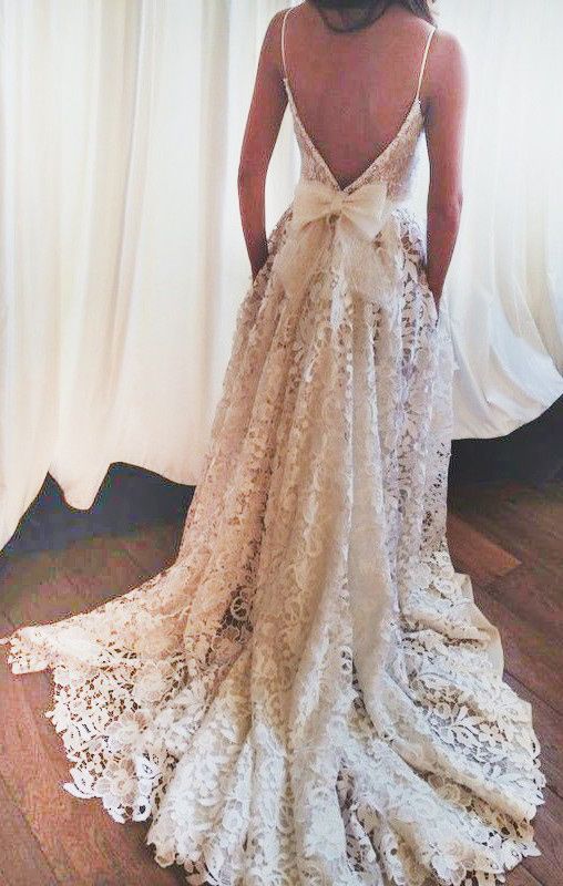 زفاف - A-line Spaghetti Straps Lace Sweep Train Backless Wedding Dress With Bowknot