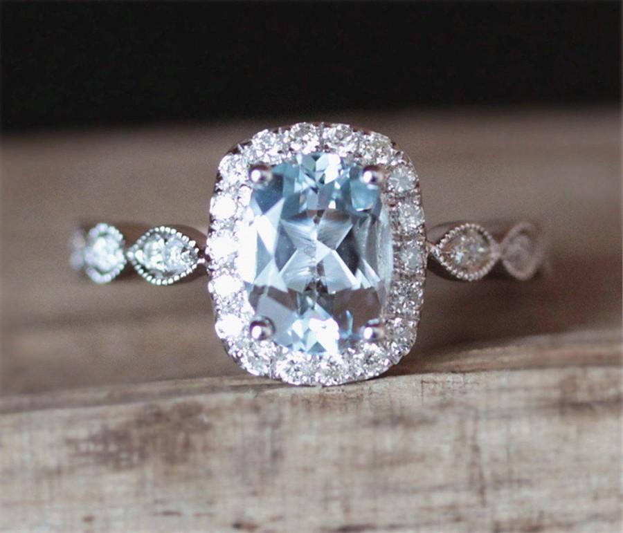 Mariage - Art Deco Aquamarine Engagement Ring VS 6*8mm Oval Cut Aquamarine Ring Vintage March Birthstone Ring Stackable 14K White Gold Engagement Ring