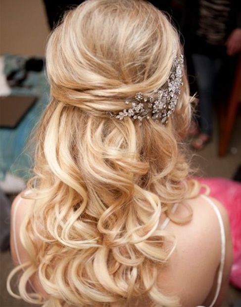 Hochzeit - Gorgeous Half Up Half Down Long Wedding Hairstyles 2016