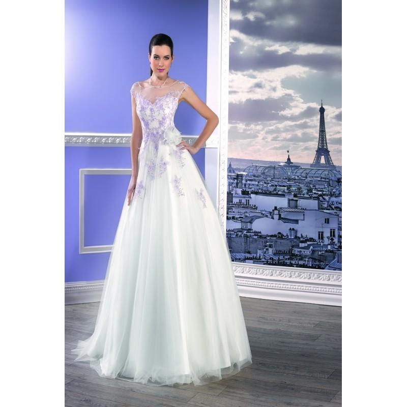 Mariage - Robes de mariée Miss Paris 2017 - 173-08 - Superbe magasin de mariage pas cher