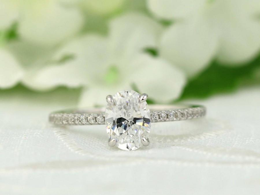 Hochzeit - 1.6 ctw Classic Oval Engagement Ring - Solitaire ring - Oval Cut Ring - Promise ring - Wedding Ring - anniversary ring -Sterling Silver