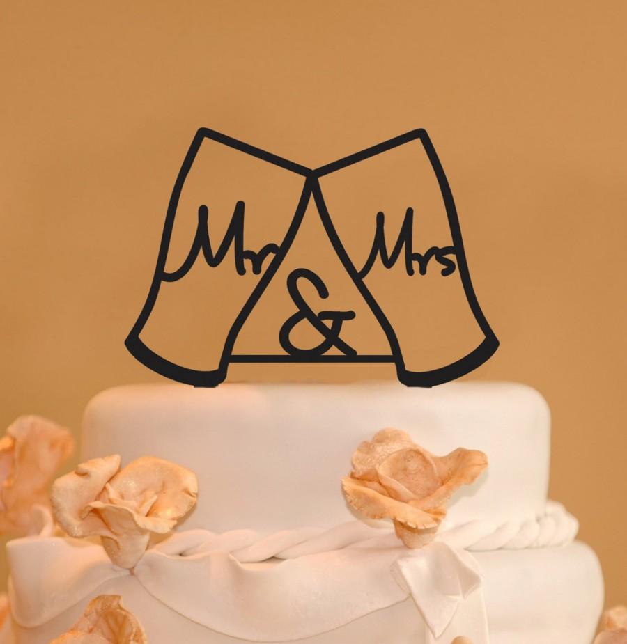 Wedding - Guinness Beer glasses Wedding Cake Topper - Mr. and Mrs. with ampersand wedding cake topper - beer glass cake topper -