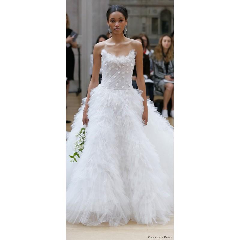 Свадьба - Oscar de la Renta Spring/Summer 2018 Sweet Chapel Train White Ball Gown Strapless Sleeveless Tulle Ruffle Wedding Dress - Brand Wedding Store Online