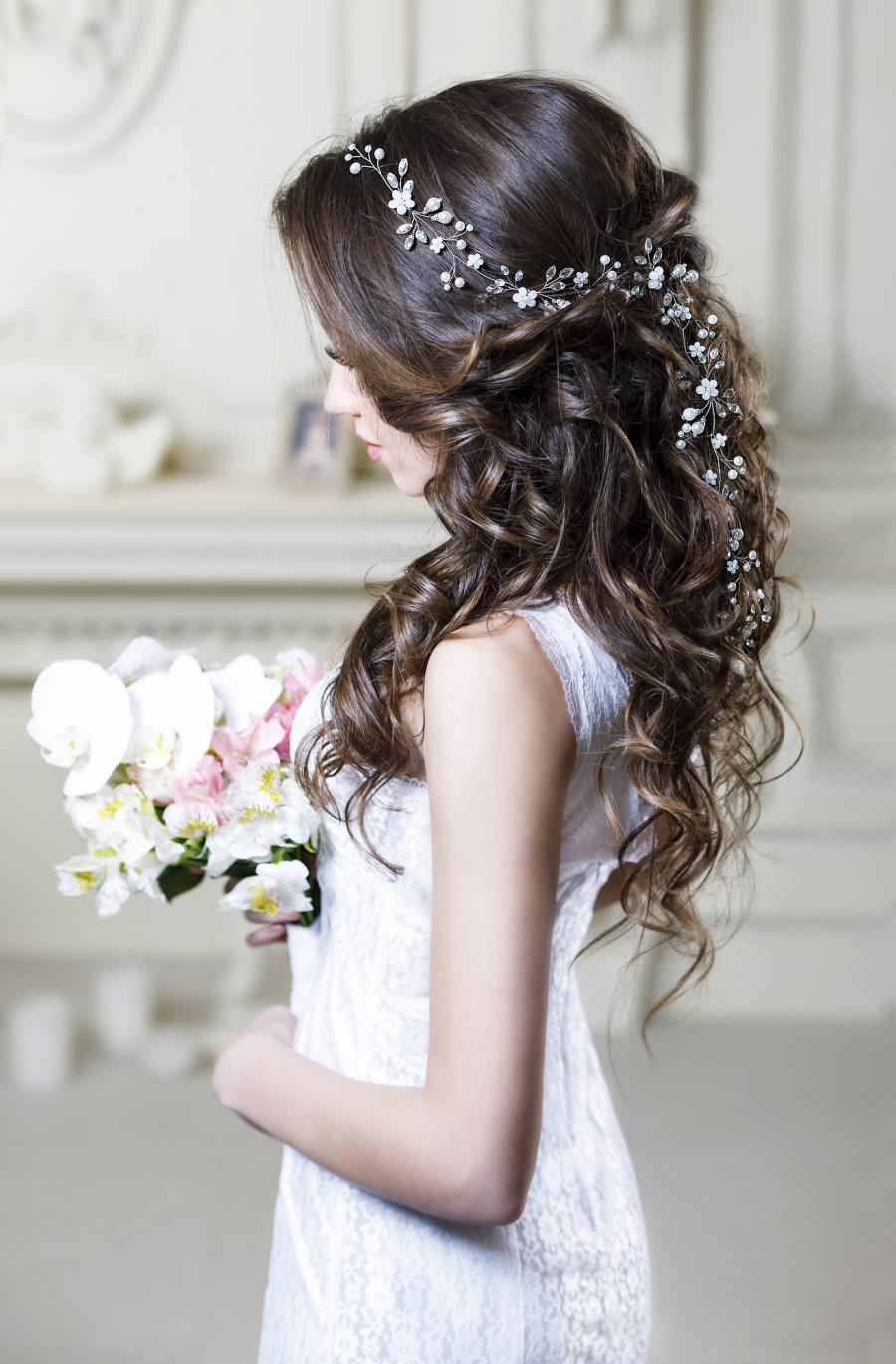 Mariage - Bridal hair vine Long hair vine Wedding hair vine Flower hair vine Wedding headpiece Pearl hair vine Bridal hairpiece Crystal hair vine