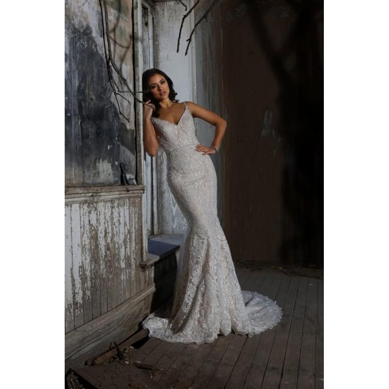 زفاف - Style Leslie by Cristiano Lucci - Chapel Length Floor length V-neck ChiffonLace A-line Sleeveless Dress - 2018 Unique Wedding Shop
