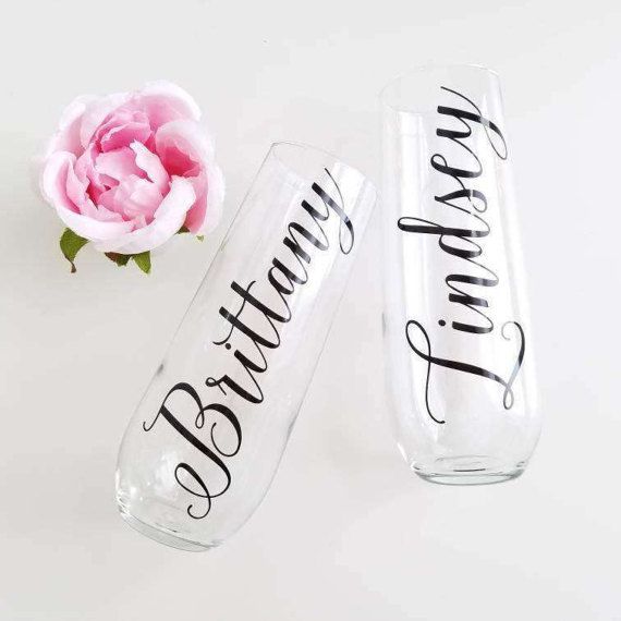 Свадьба - Bridesmaid Proposal Champagne Glass / Bridesmaid Gift / Bridesmaid Champagne Flute / Personalized Champagne Glass / The Original Black
